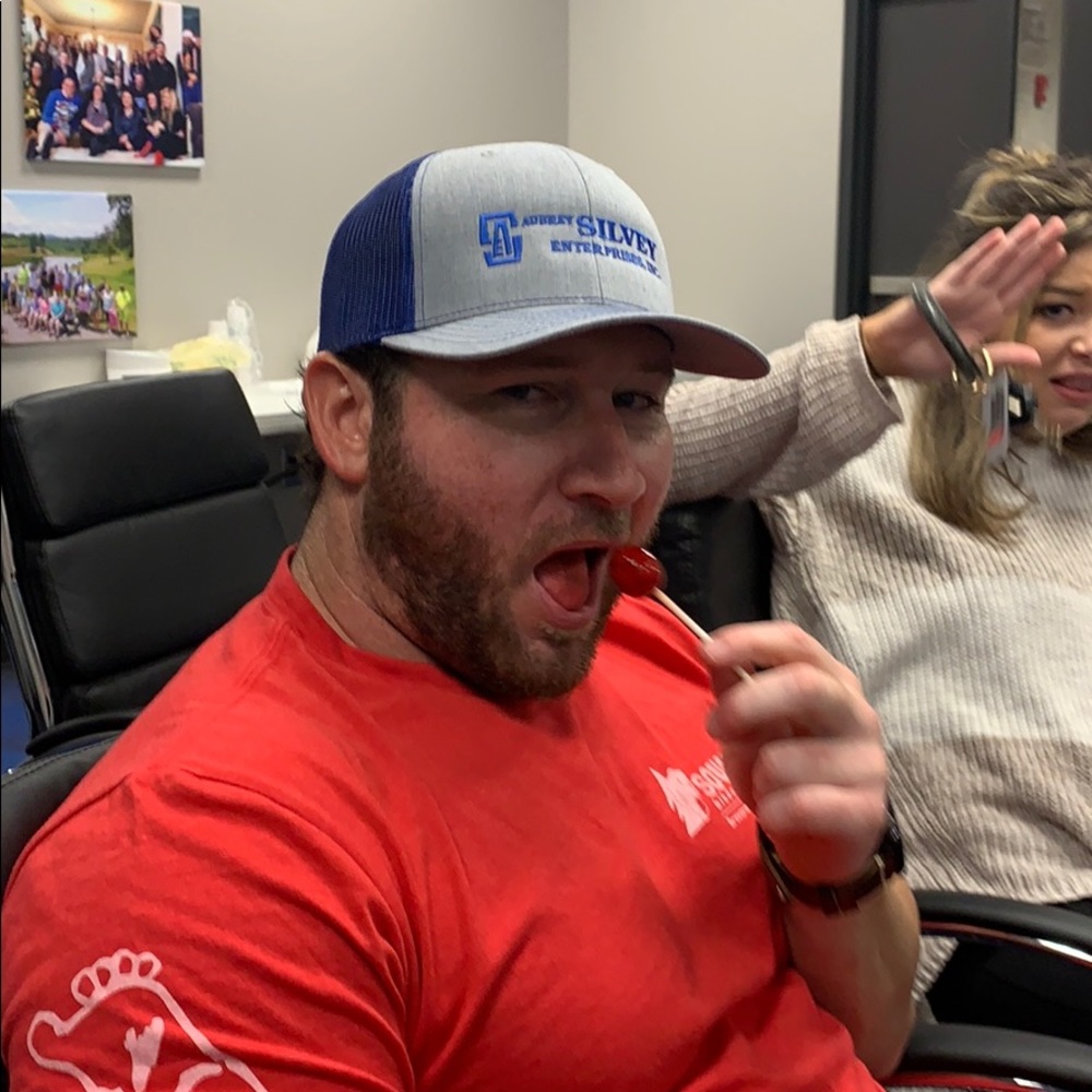 Meet your Posher, Seth